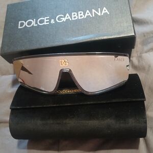 BRAND NEW D&G Sunglasses Silver Gray Mirrored Unisex